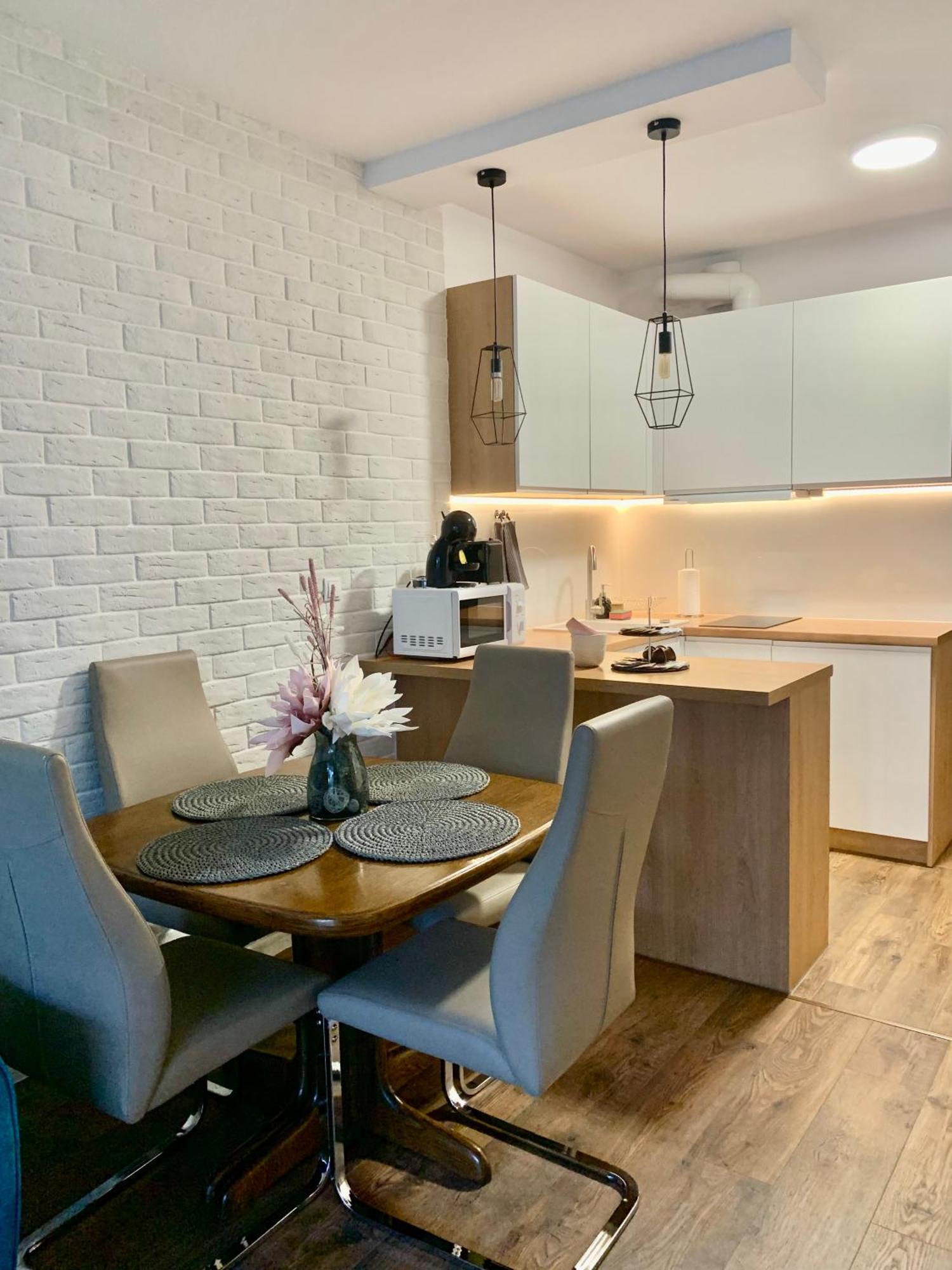 Remar - Apartamentai Prie Necko Ezero เอากุสตูฟ ภายนอก รูปภาพ